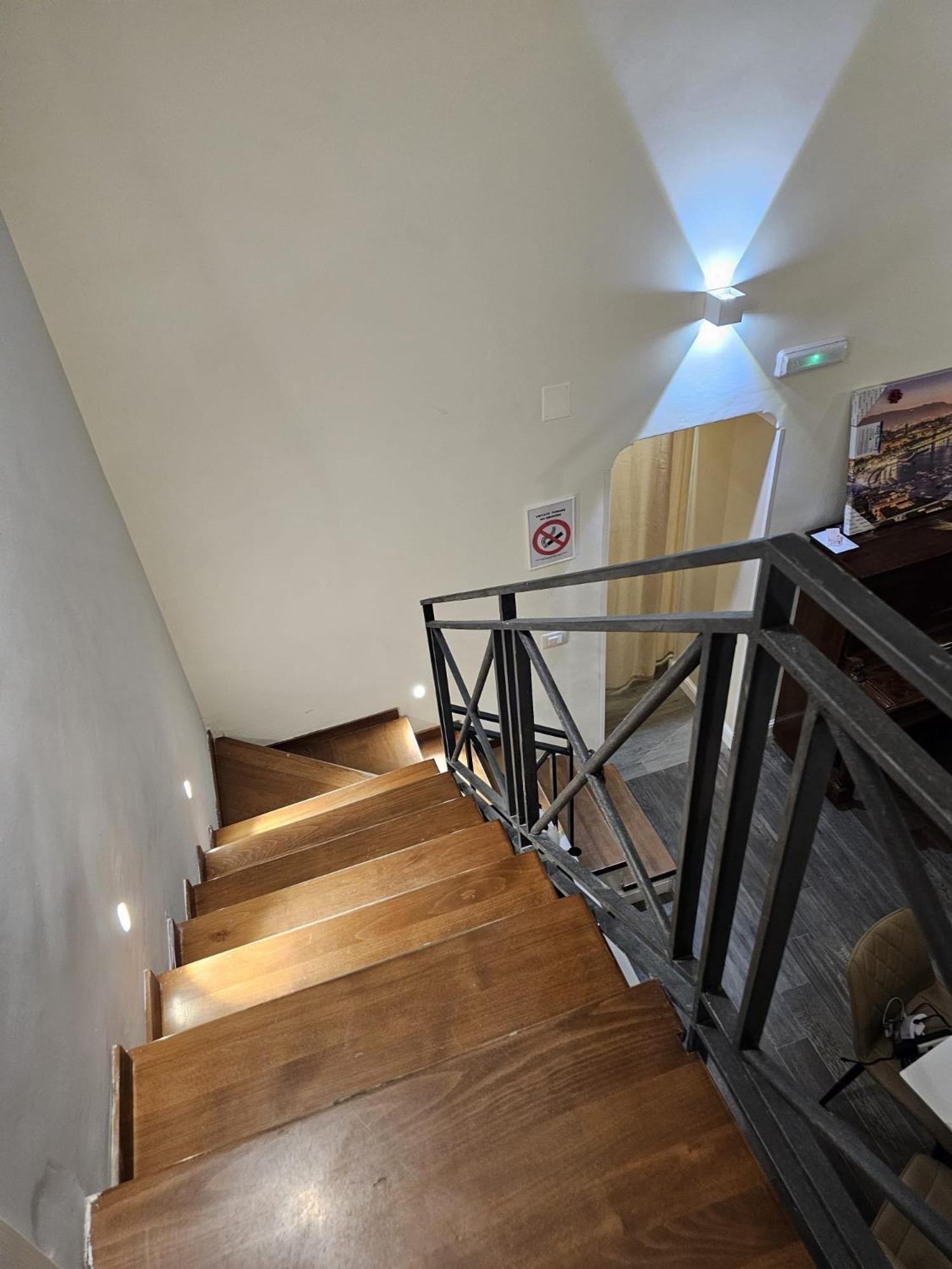 Napoli The Charme Bed & Breakfast ภายนอก รูปภาพ