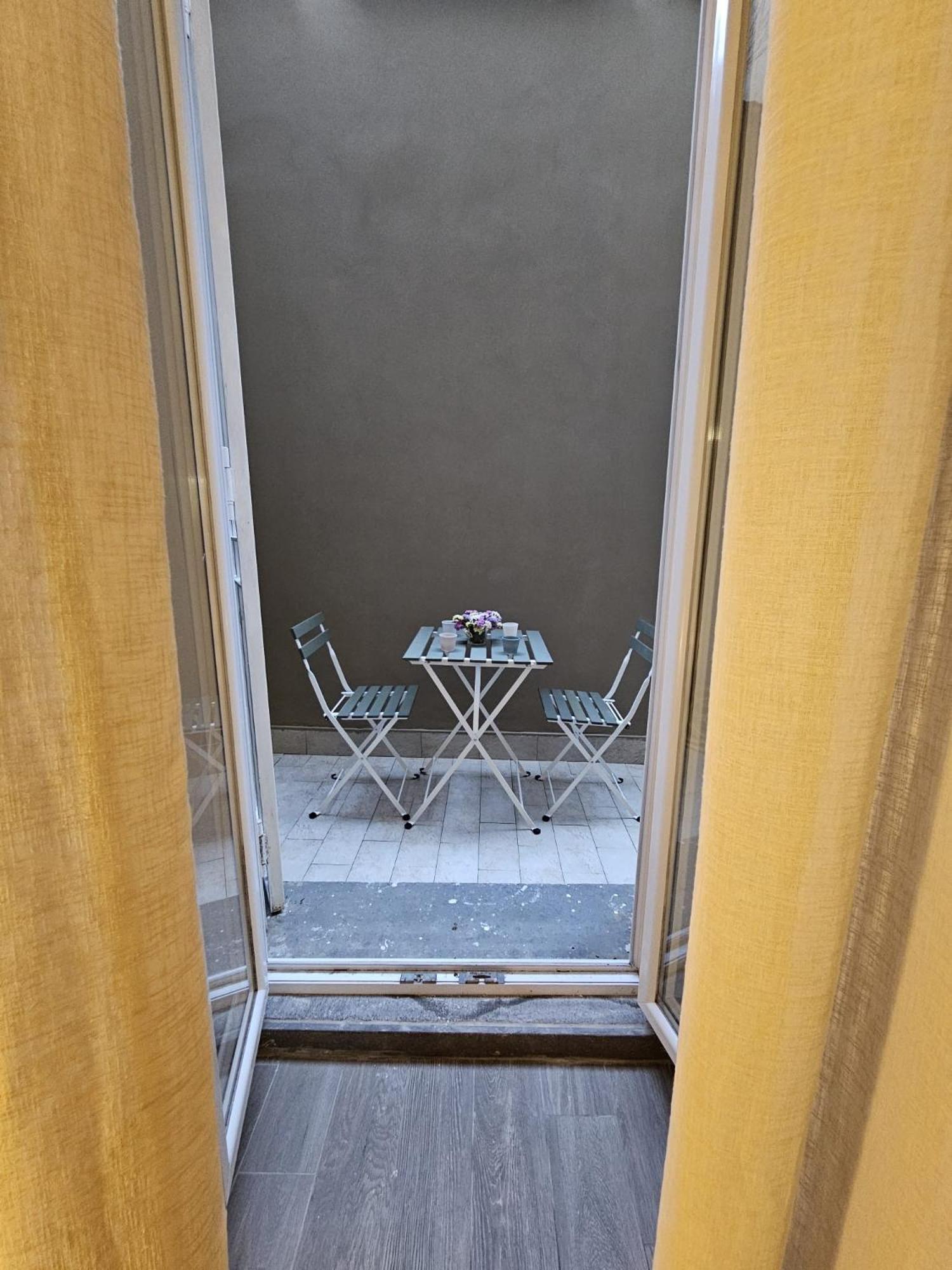 Napoli The Charme Bed & Breakfast ภายนอก รูปภาพ